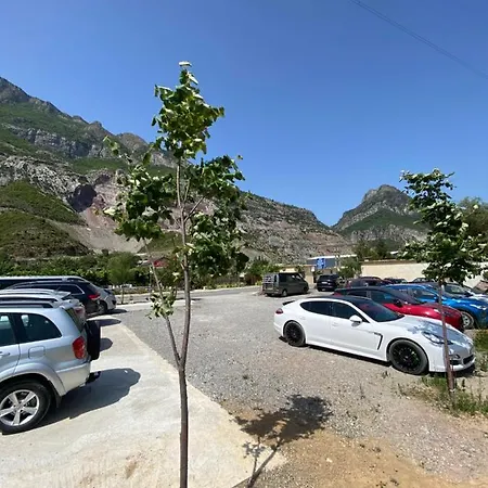 Kulla E Vjeter Gasthof