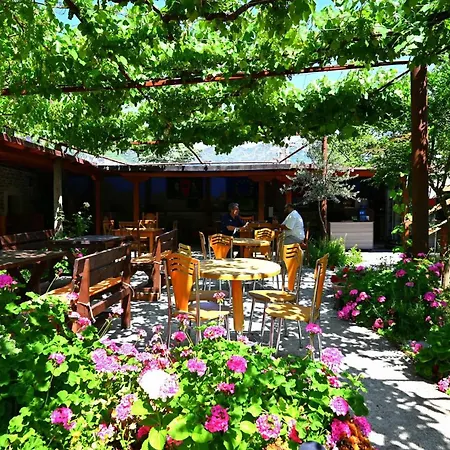 Kulla E Vjeter Gasthof Koman